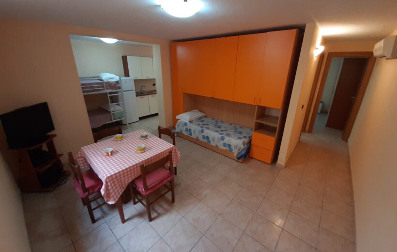 Taverna Torre Specchia